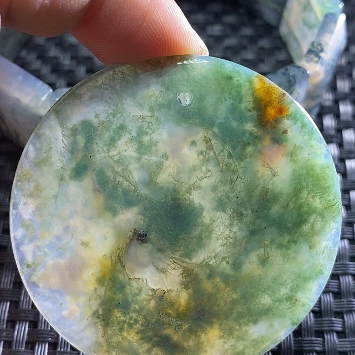 孤***狼玛瑙/玉髓颈饰未镶嵌