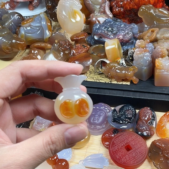 玛瑙/玉髓未镶嵌颈饰