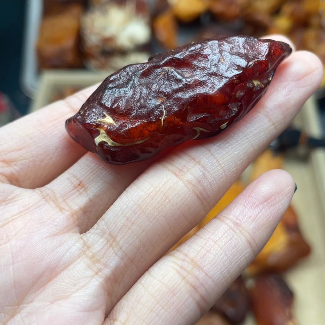 陈***沐琥珀未镶嵌珠宝奇石