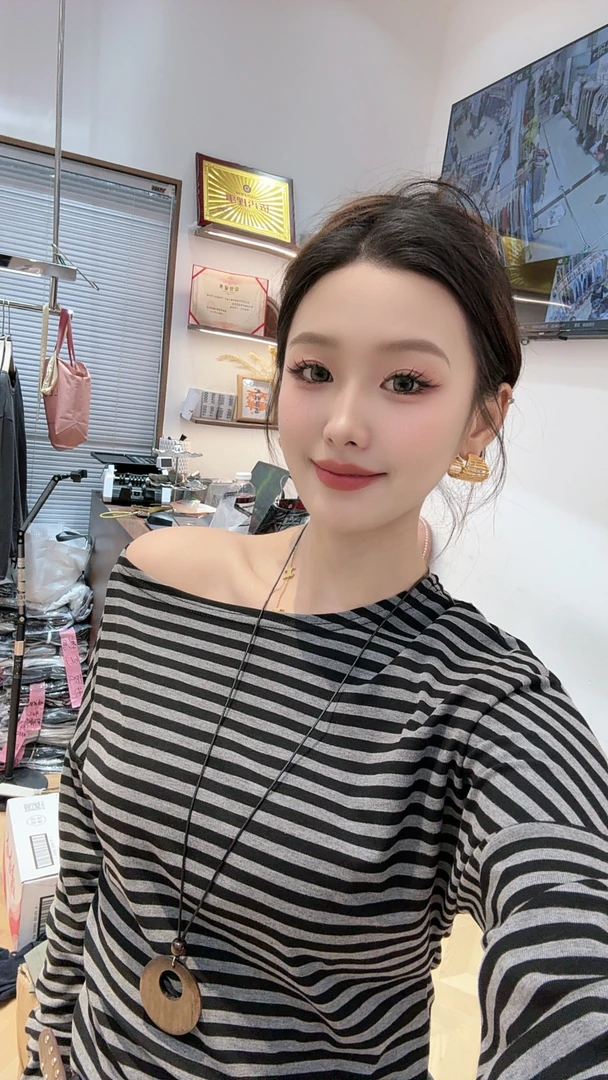杨茹家气质款斜肩小t8187