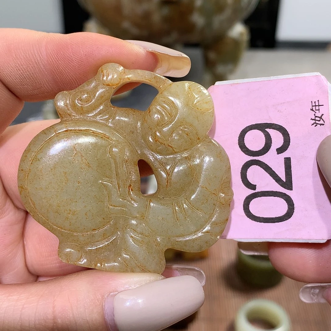 颈饰未镶嵌和田玉
