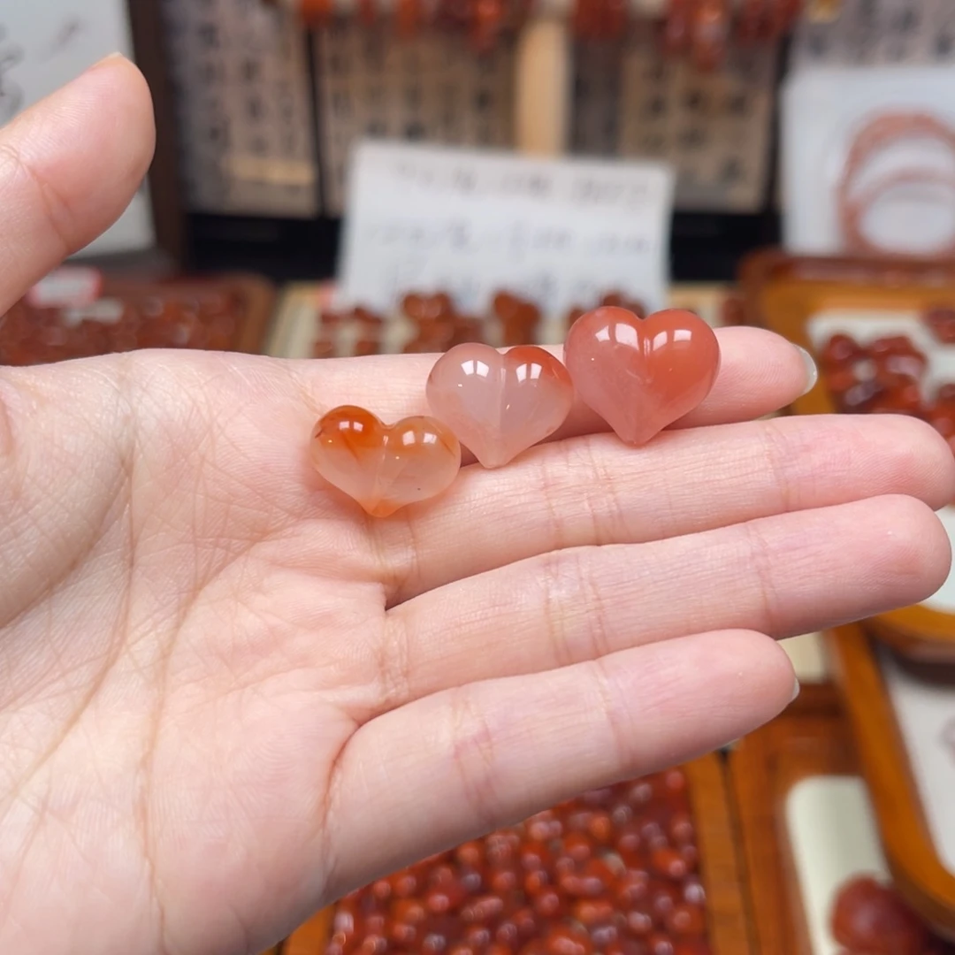 南红玛瑙未镶嵌吊坠(不含链)带瑕疵福利款