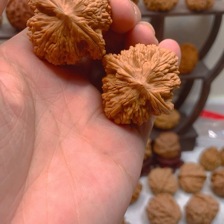 吊坠文玩核桃麦虎