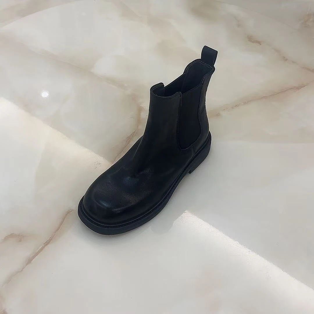 【跟高3.5公分】【尺码35-40】新款秋冬英伦风真皮百搭短筒切尔西靴