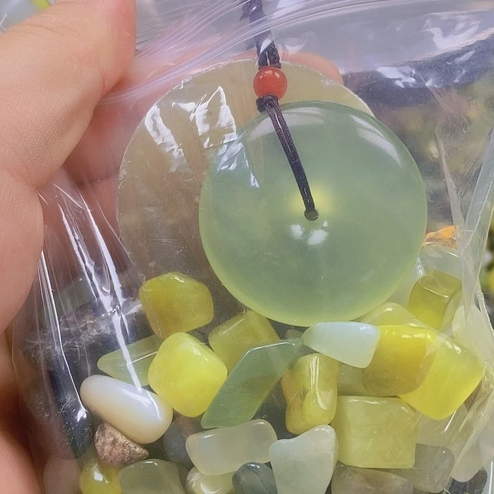 蛇纹石玉未镶嵌岫玉