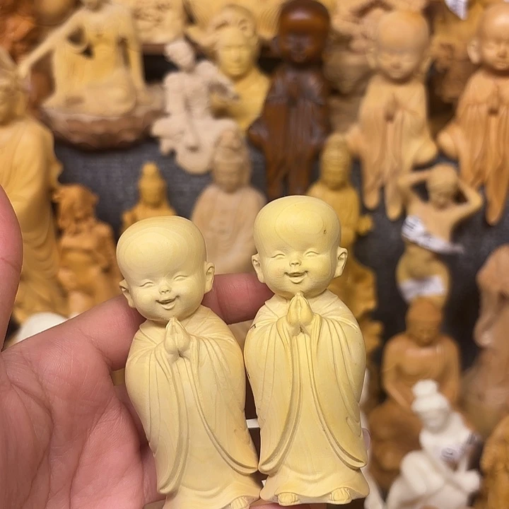 黄杨木黄杨木瑕疵和尚