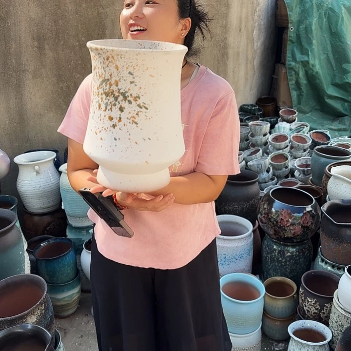 口20高30一个盆子。