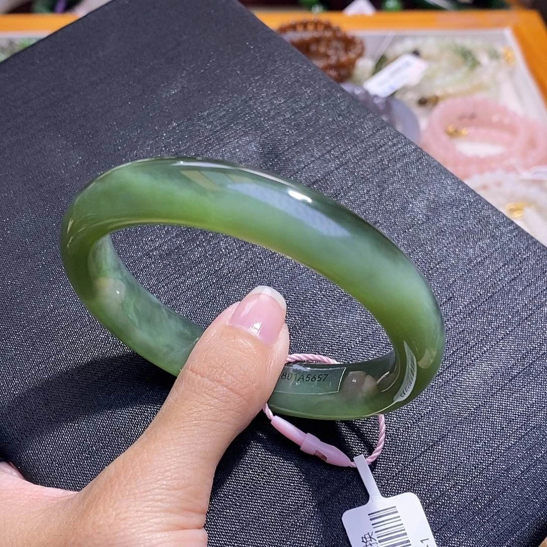 颈饰未镶嵌和田玉碧玉猫眼手镯57.2圈口