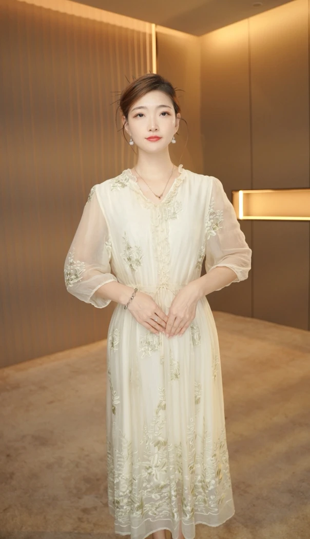 《珍珠月华》2025夏季新款气质连衣裙时尚百搭