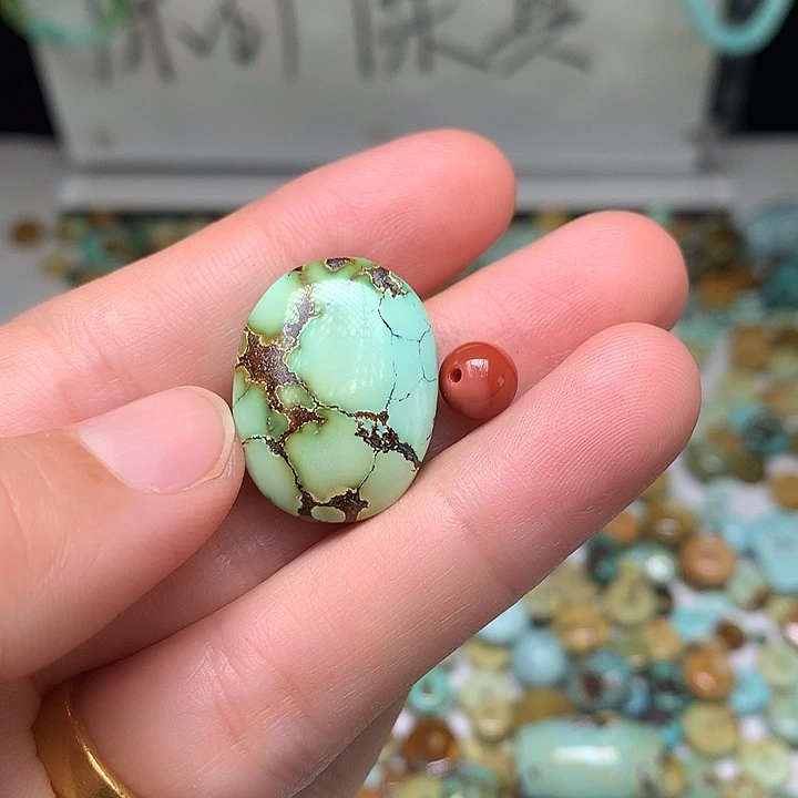 南红玛瑙未镶嵌珠宝奇石