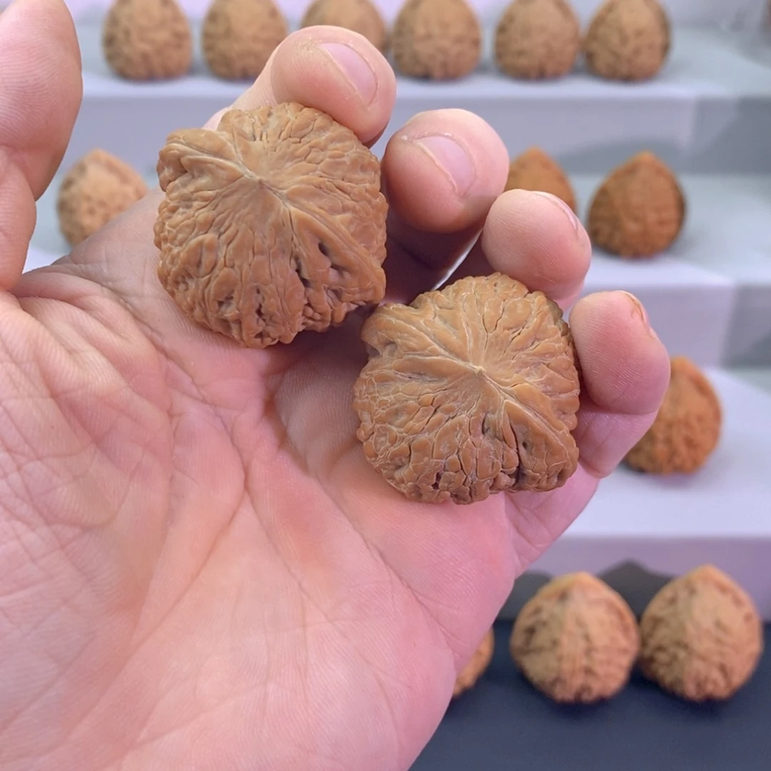 文玩核桃把件37全品铁锤