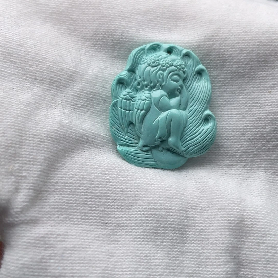 绿松石未镶嵌颈饰