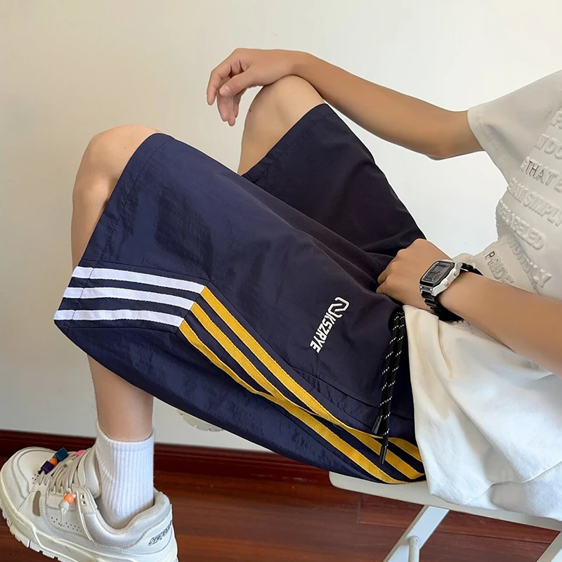 美式三条杠短裤男款夏季薄款速干运动裤子宽松休闲百搭直筒五分裤