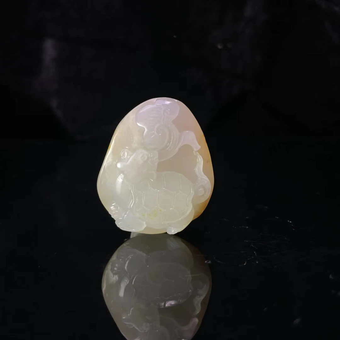 A160 和田玉挂件 QQ624031