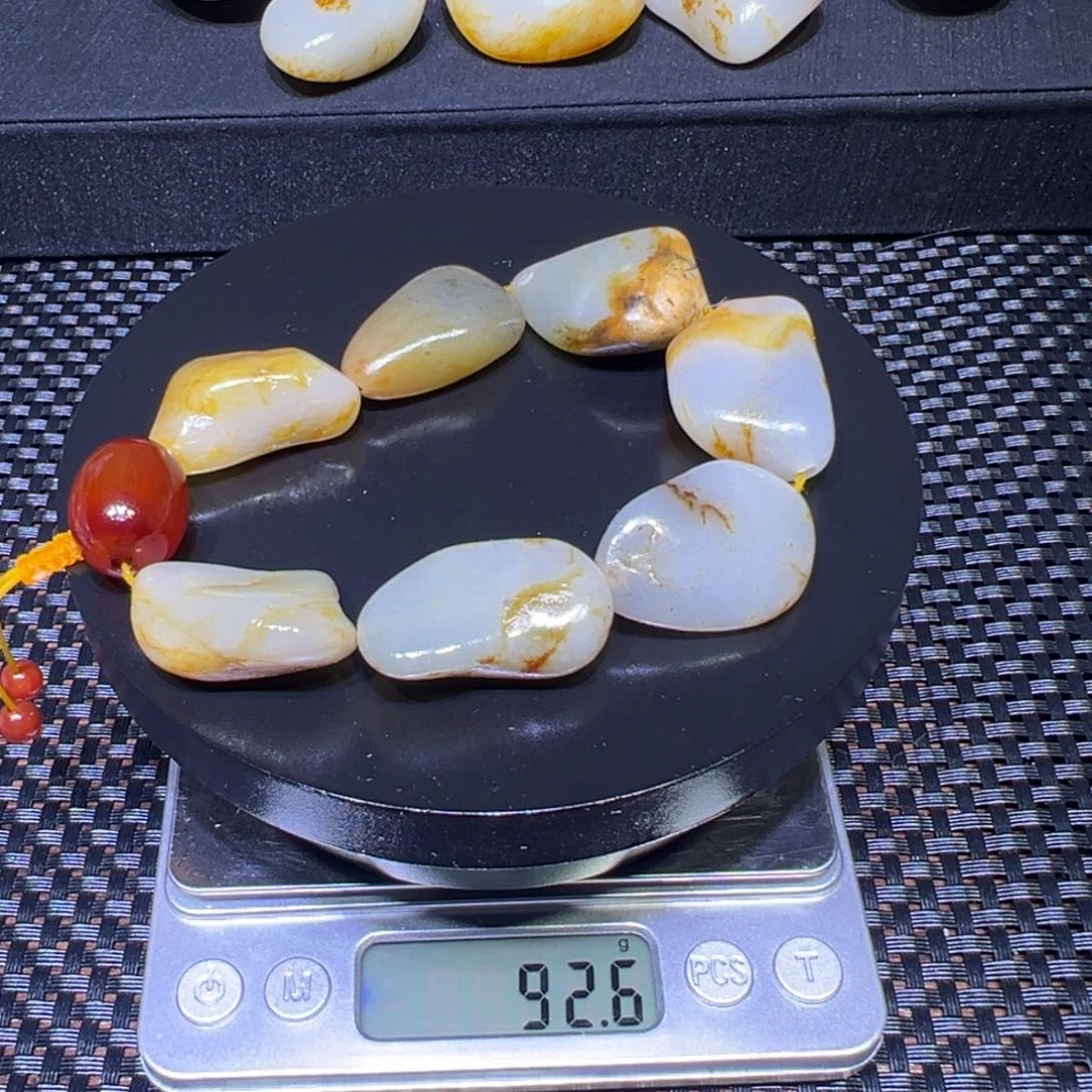 和田玉（子料）未镶嵌吊坠(不含链)92克