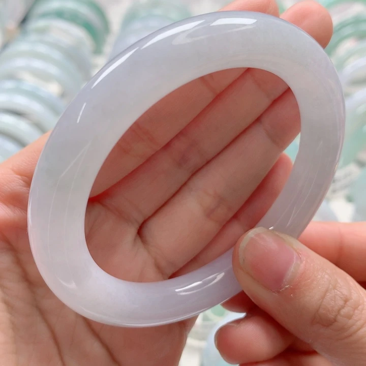 翡翠手镯未镶嵌强推！冰粉紫底冰胶圆条54老坑种高货微瑕