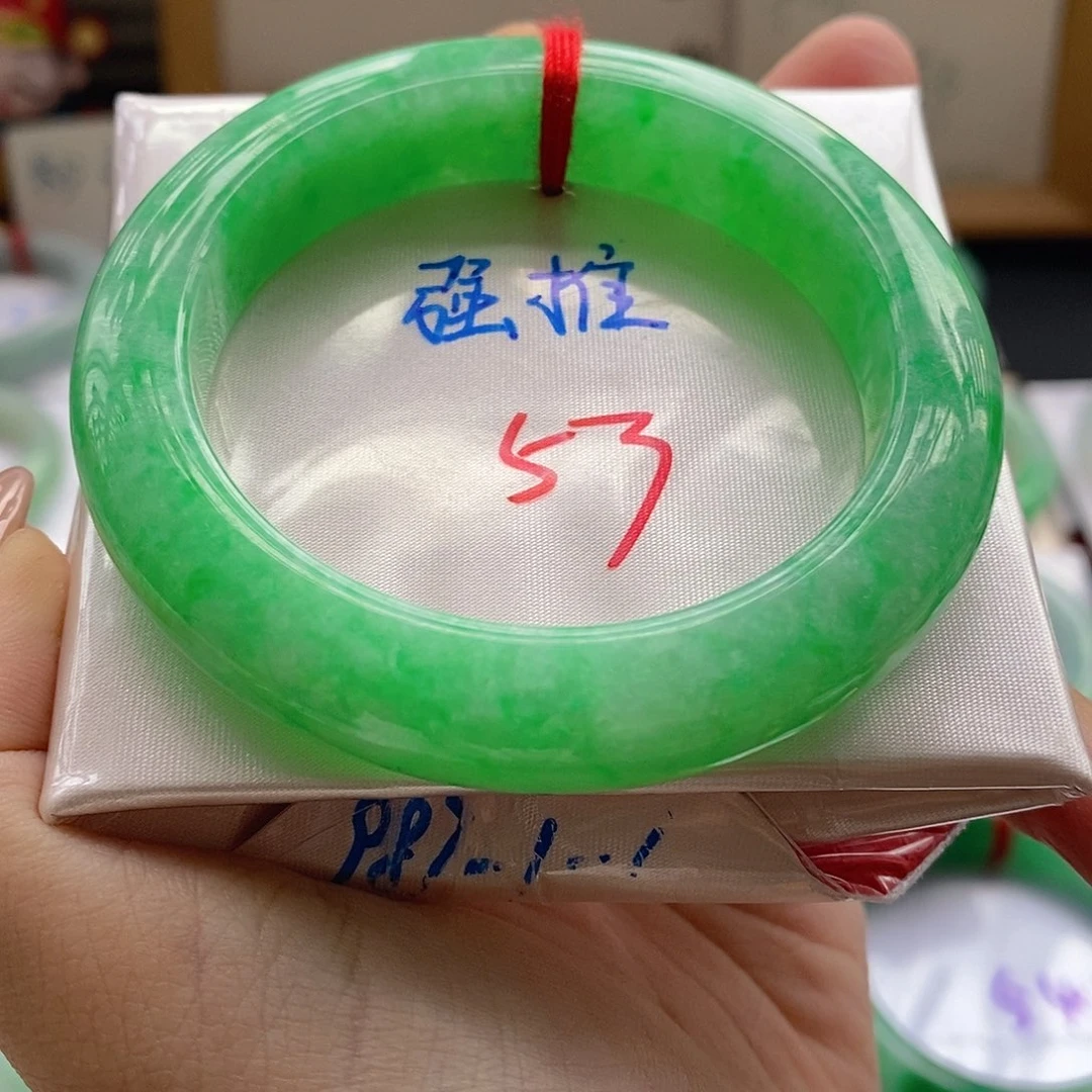 翡翠未镶嵌手镯7号