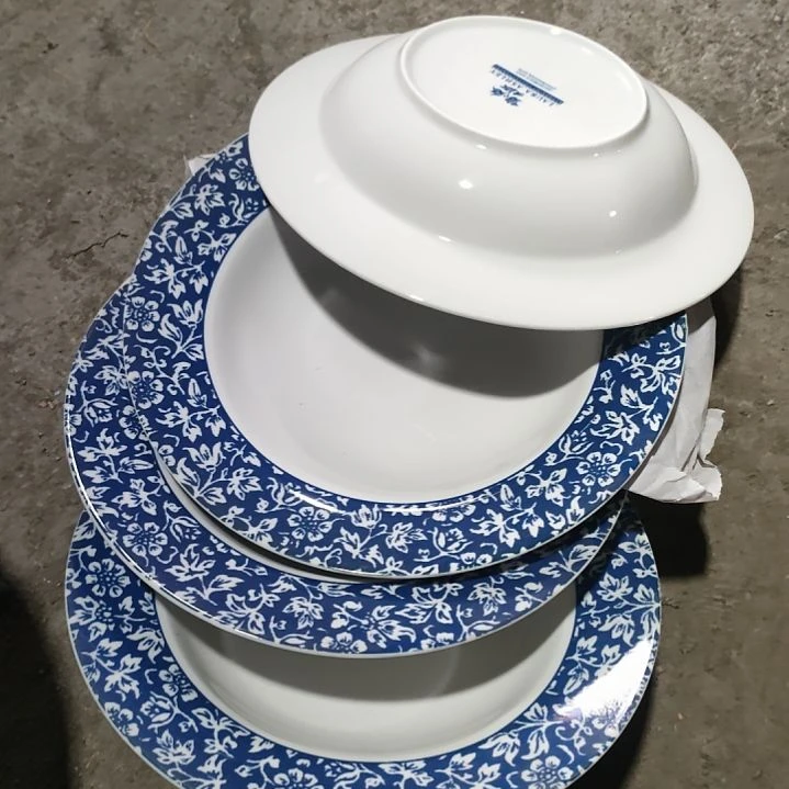 摆件陶瓷盘子碗啥都有