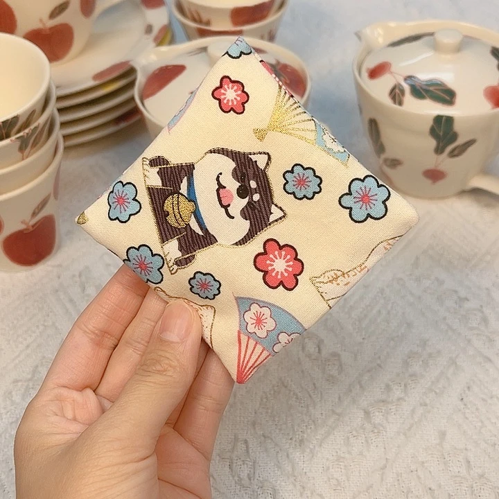 瓷片The first thing