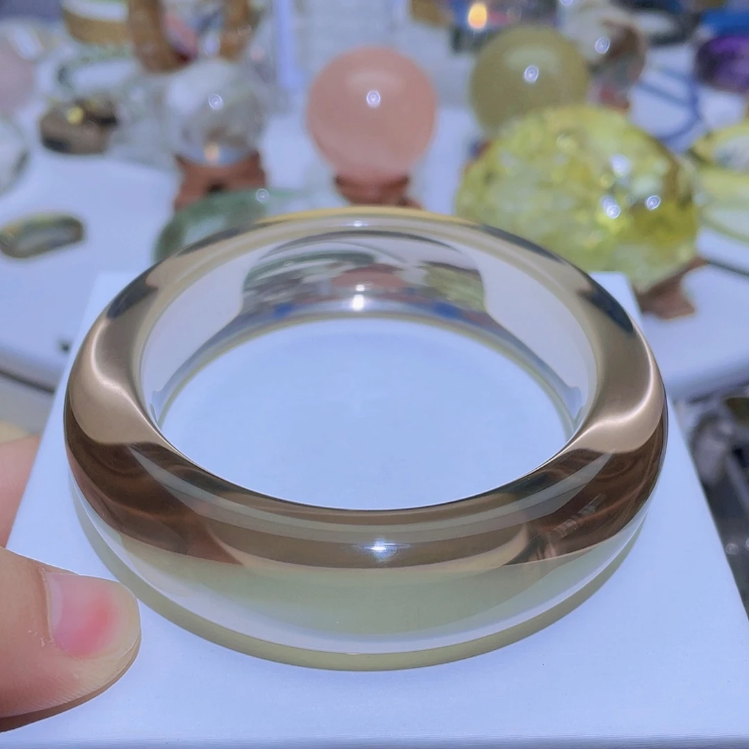 水晶手镯未镶嵌天然茶水晶手镯