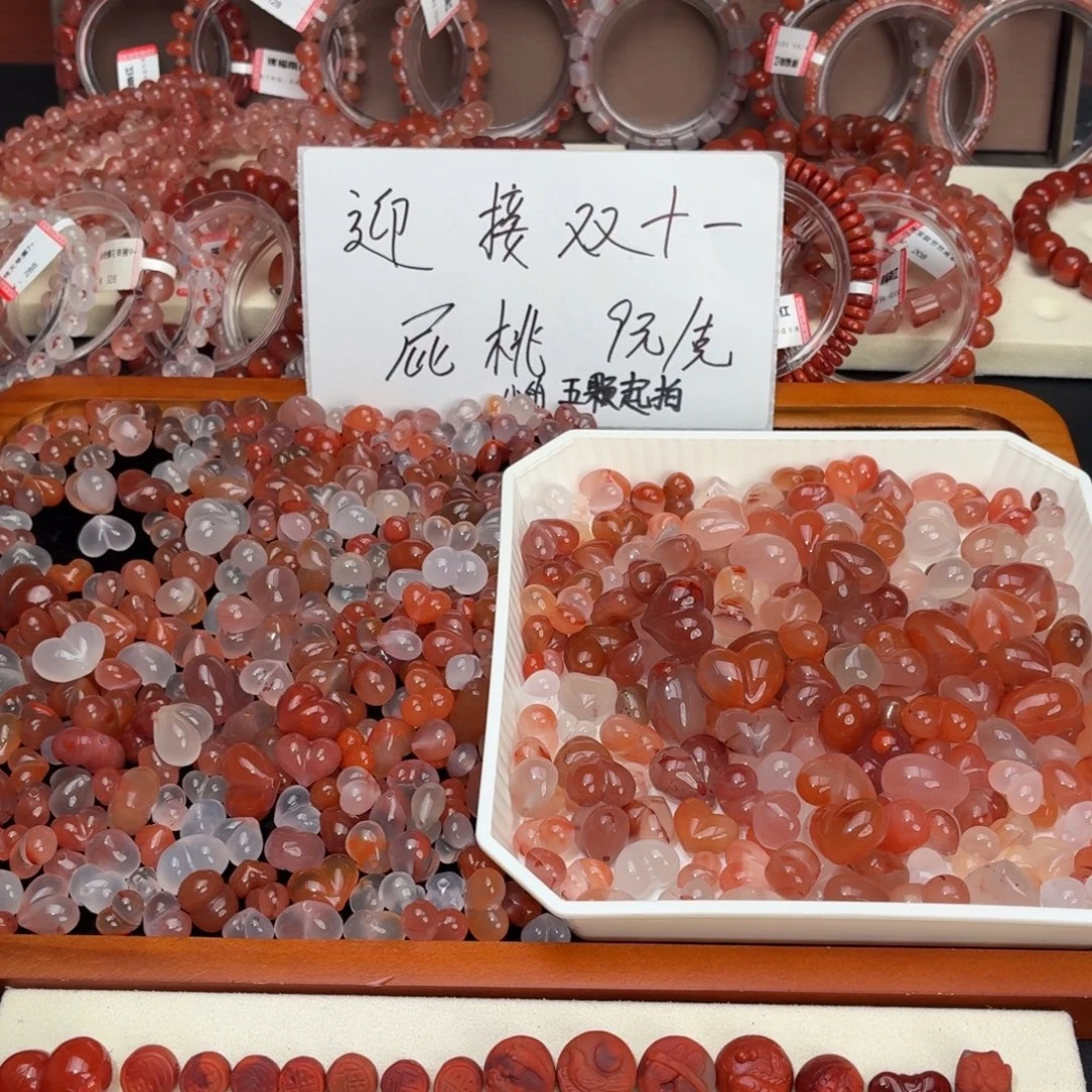 ****。南红玛瑙未镶嵌颈饰24