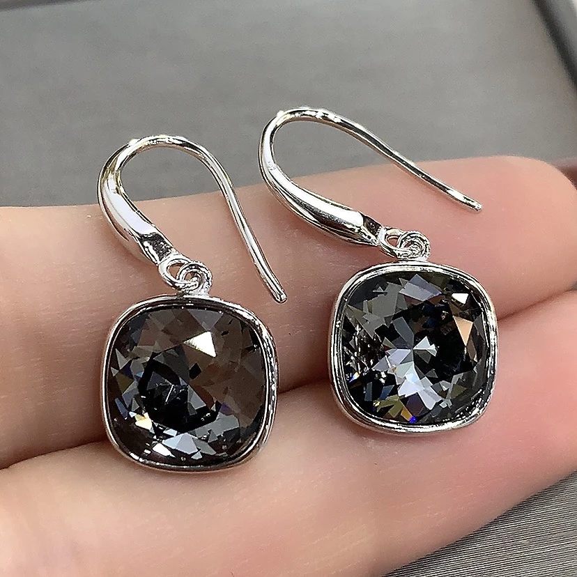 925银合成锆石耳饰 高级感黑灰方糖吊坠耳挂耳环