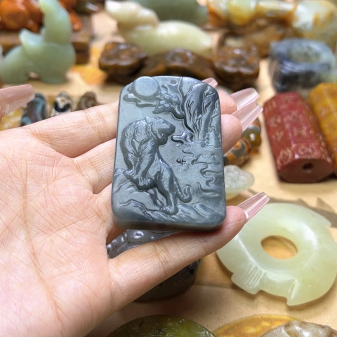 【闪购商品】蛇纹石玉颈饰未镶嵌