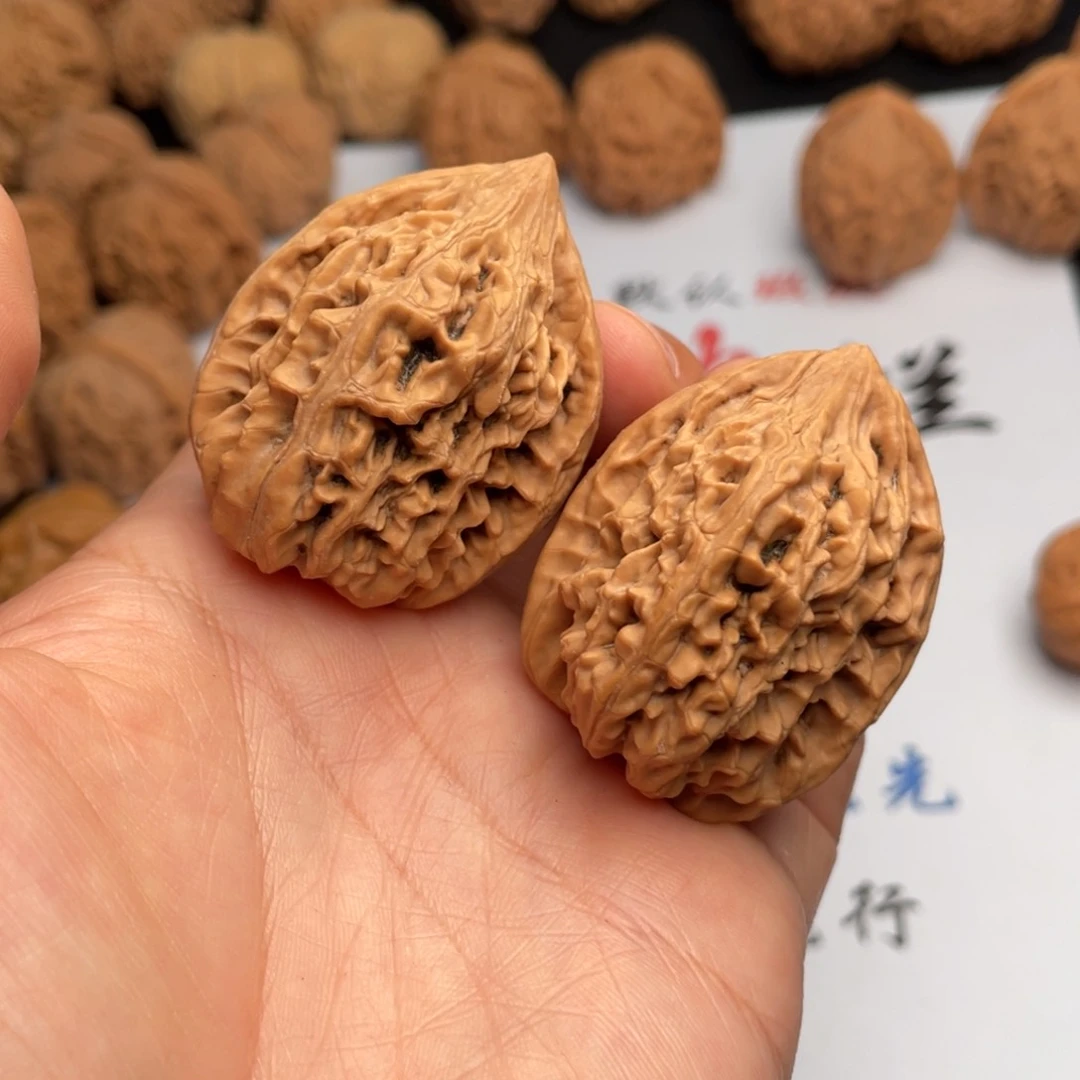 文玩核桃吊坠276 34鸡心