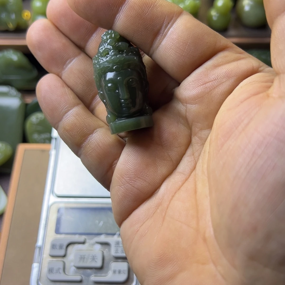 岫岩老玉（透闪石质玉）挂件未镶嵌勿*