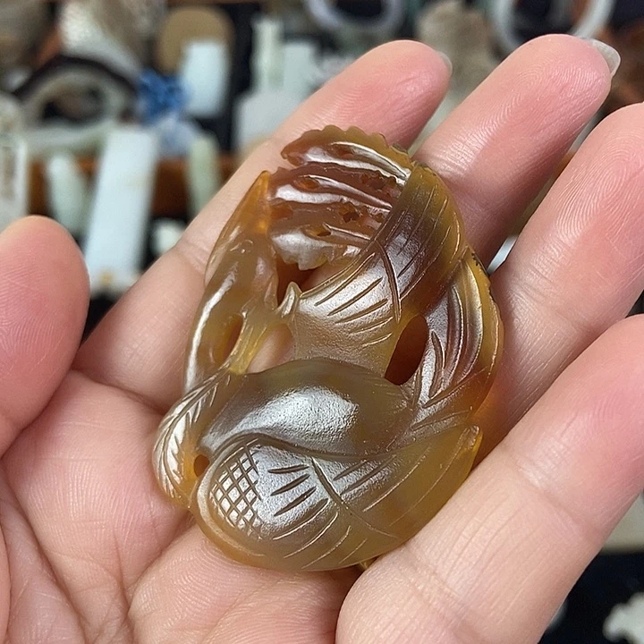 玛瑙/玉髓颈饰未镶嵌