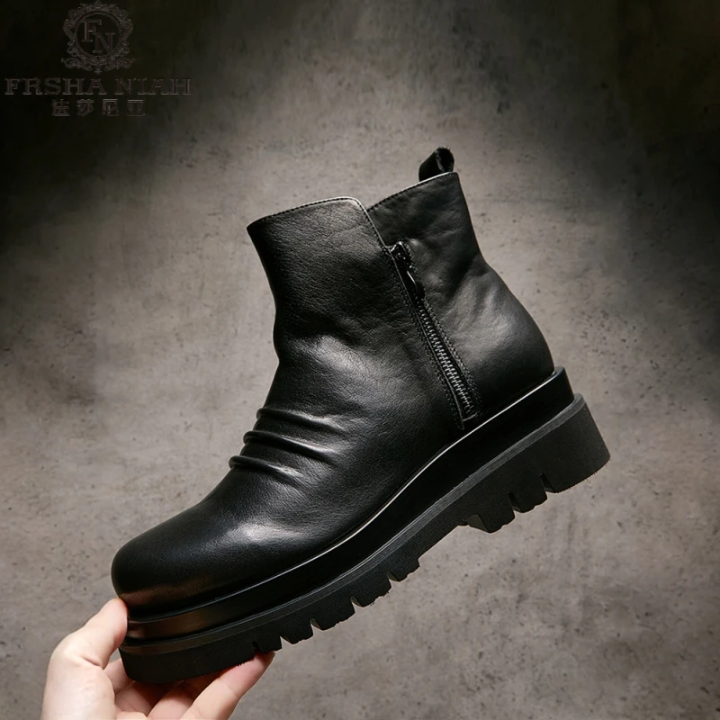 法莎尼亚秋冬季新款马丁靴男士黑色拉链短靴高级痞帅实心底机车靴