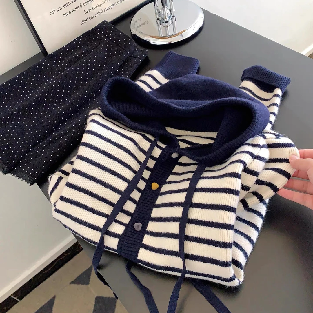 慵懒风条纹撞色高级感针织开衫女2025秋冬季新款时尚宽松毛衣外套