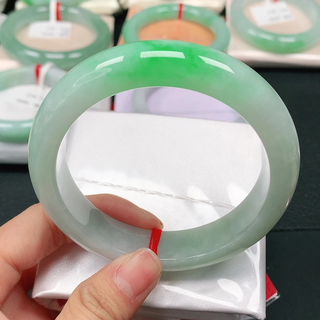 翡翠手镯未镶嵌天然翡翠手镯59