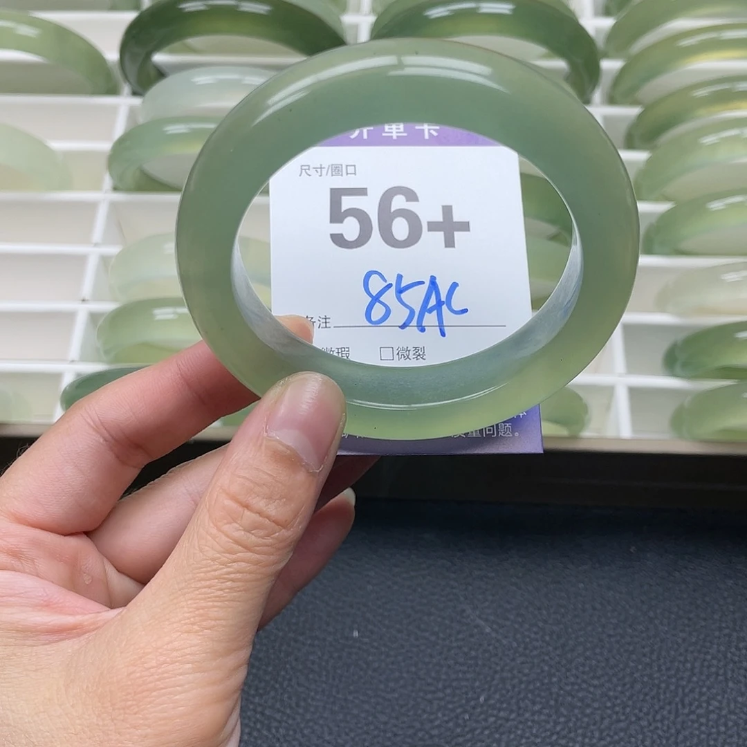 蛇纹石玉手镯足银镀金镶嵌