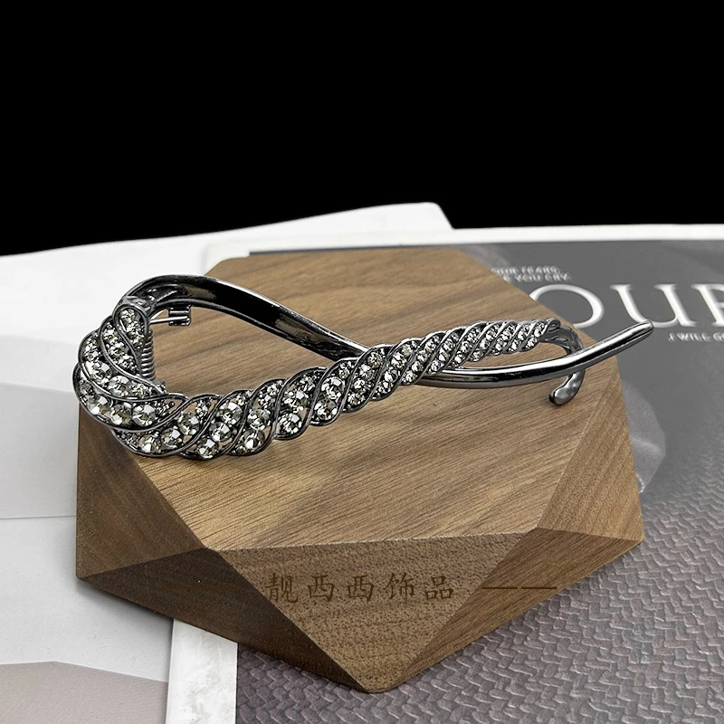 【LXX靓西西】529 设计风波浪气质时尚11厘米扭扭夹