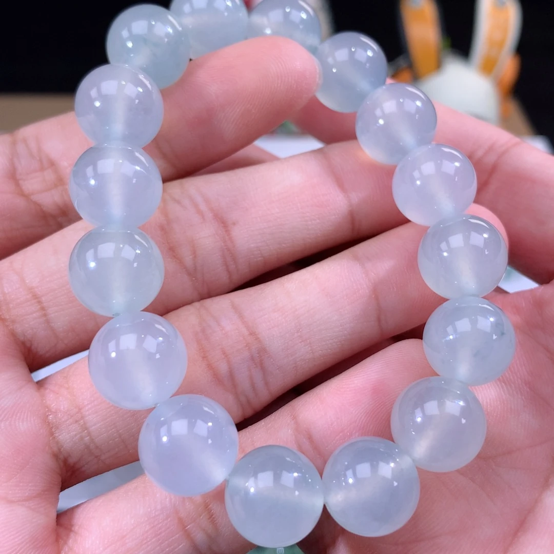 翡翠手链未镶嵌翡翠