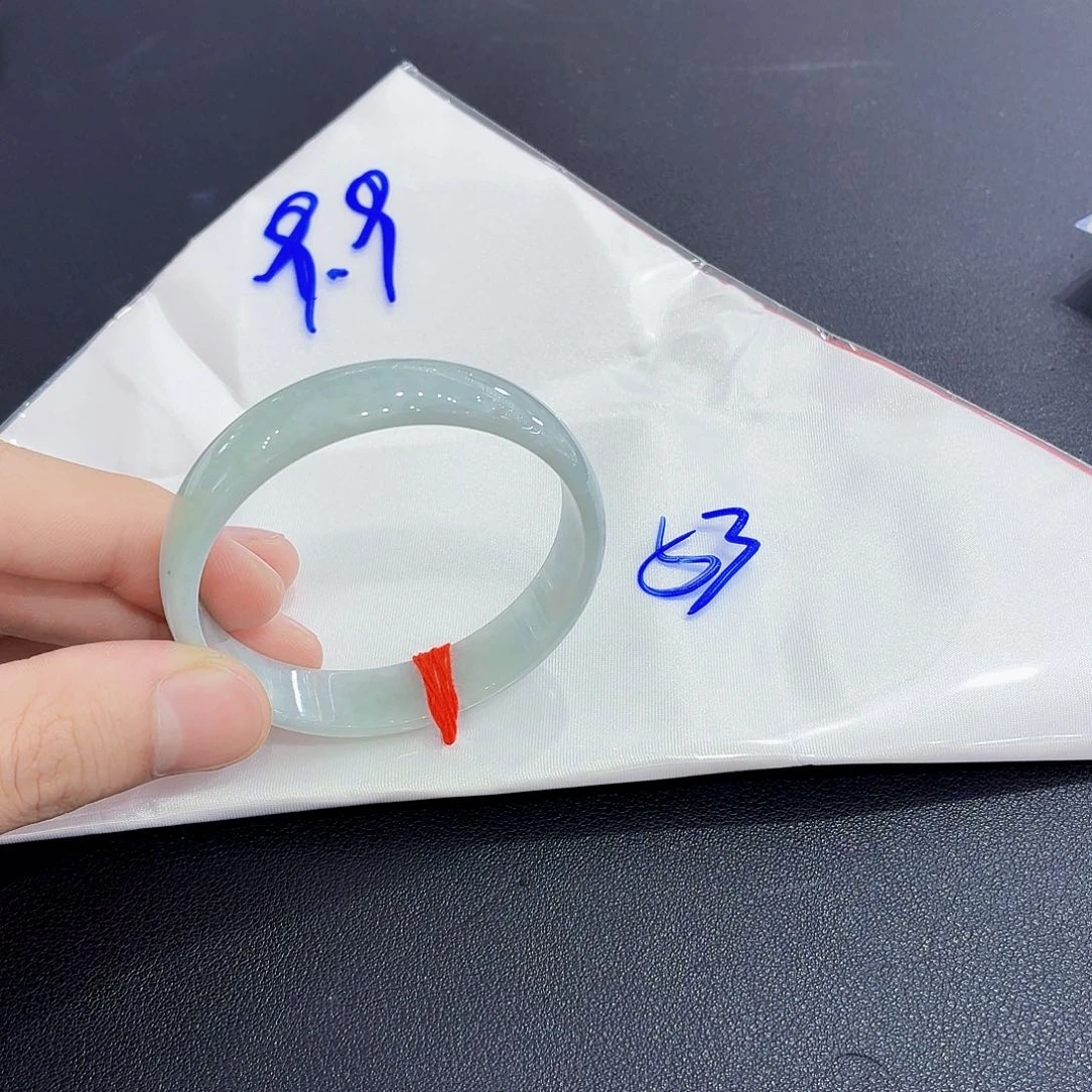 未镶嵌手镯翡翠翡翠手镯