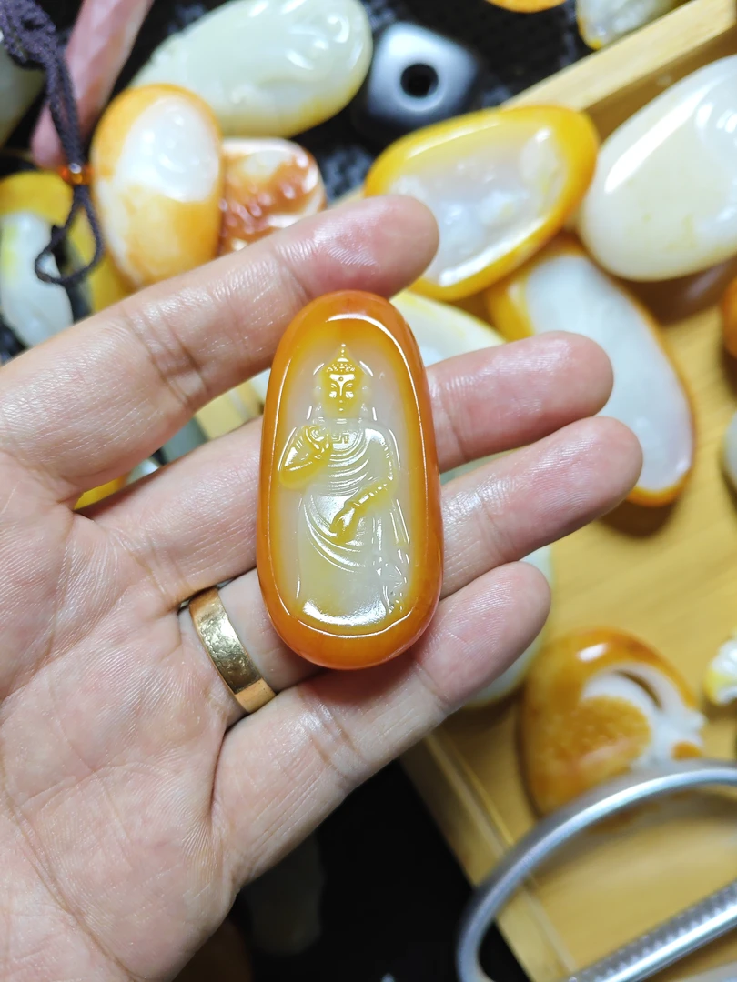 和田玉精品挂件阿弥陀佛