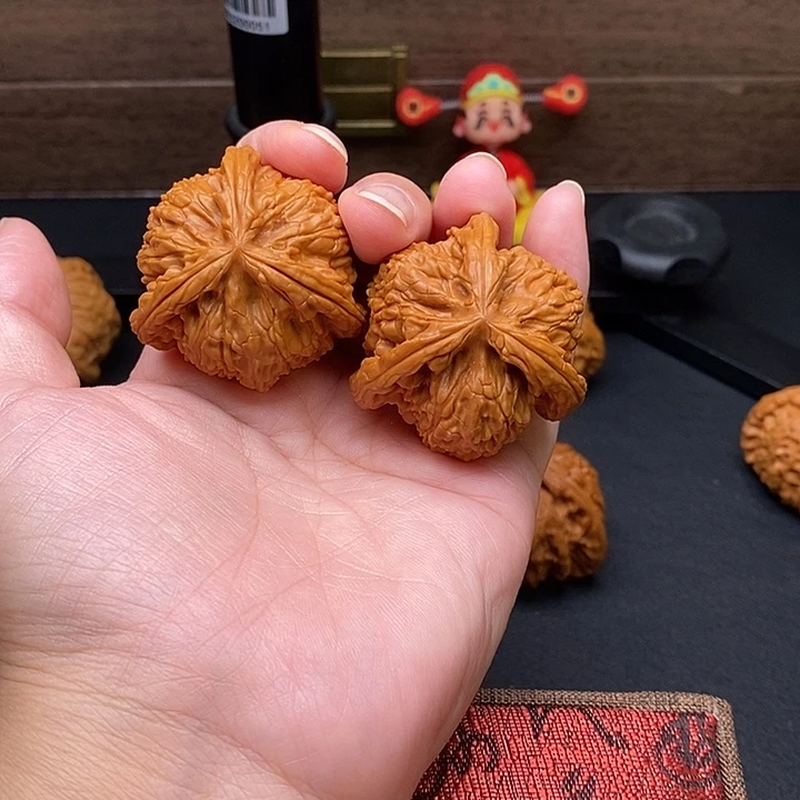 大***乐把件文玩核桃白奔