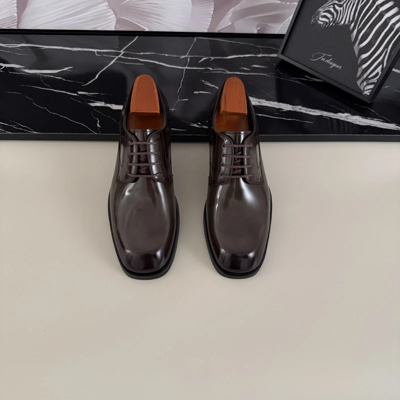 中跟透气德比鞋系带休闲皮鞋时尚方头男士商务正装皮鞋男百搭卡其