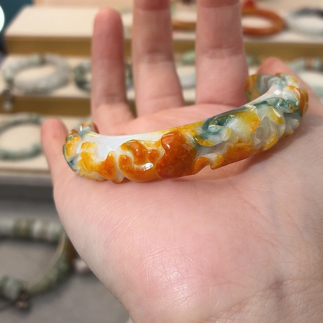 醒***春翡翠未镶嵌手镯翡翠三彩