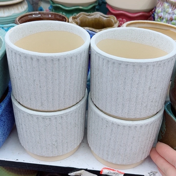 多肉绿植陶瓷花盆9.9包邮，有孔