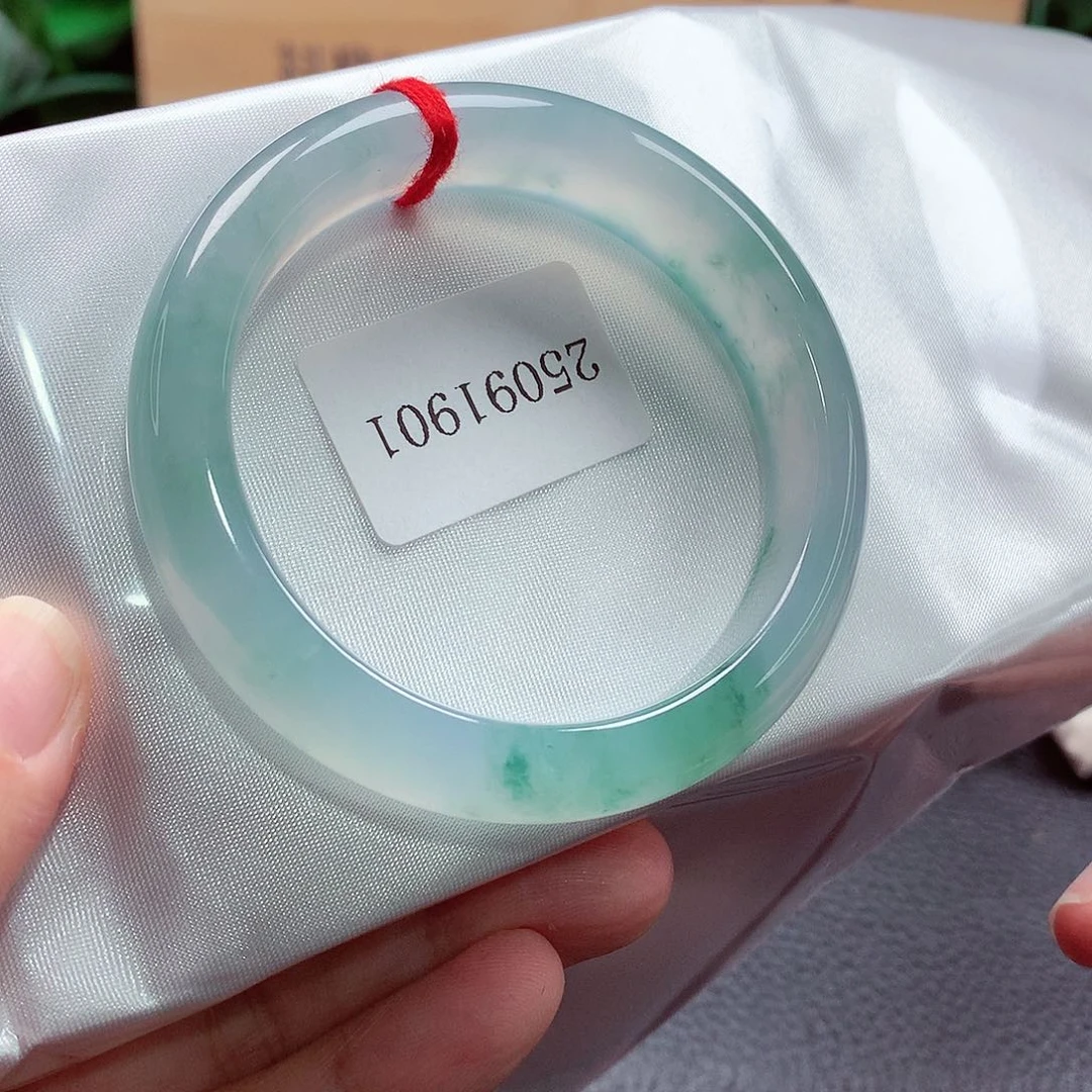 未镶嵌手镯翡翠79号，天然A货翡翠手镯