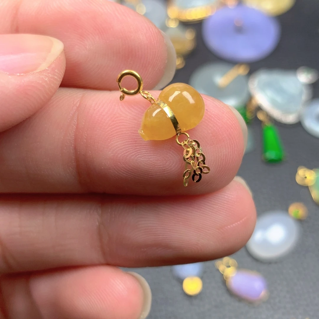 【闪购商品】颈饰18K金镶嵌翡翠翡翠