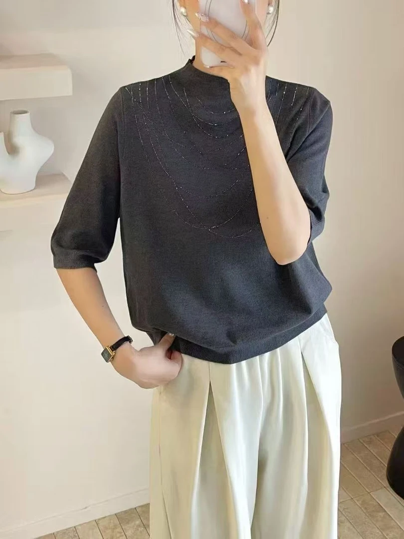常规款圆领中袖显瘦拼接夏季中老年女装小衫半袖纯色