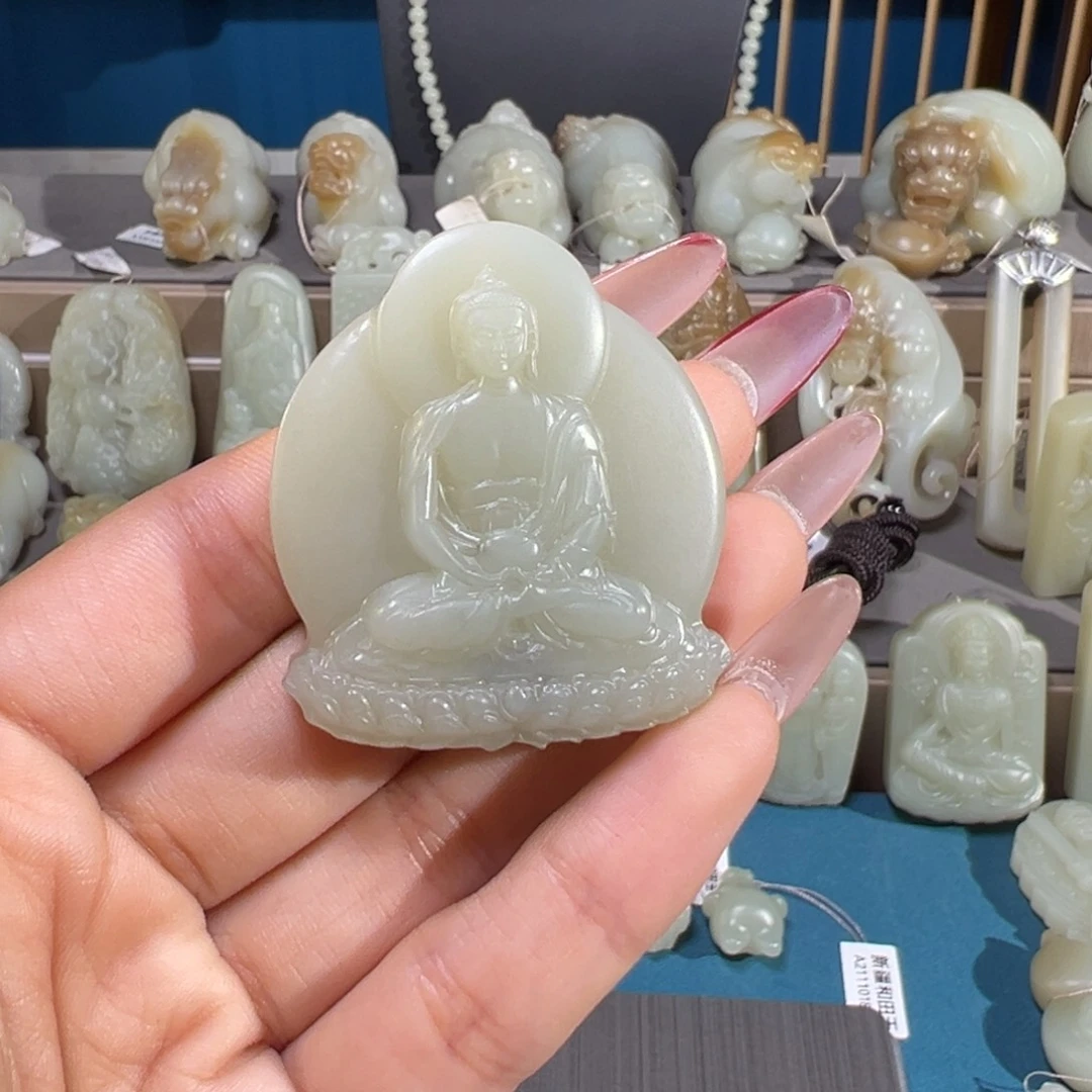 和田玉（糖玉）未镶嵌颈饰