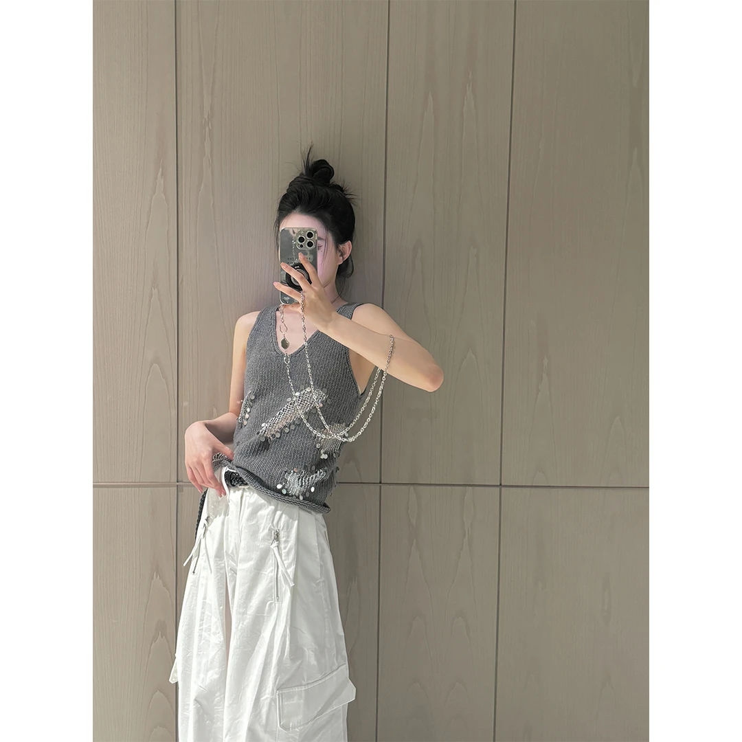 06.15 P0615Q3765 V领拼接亮片纯棉针织背心