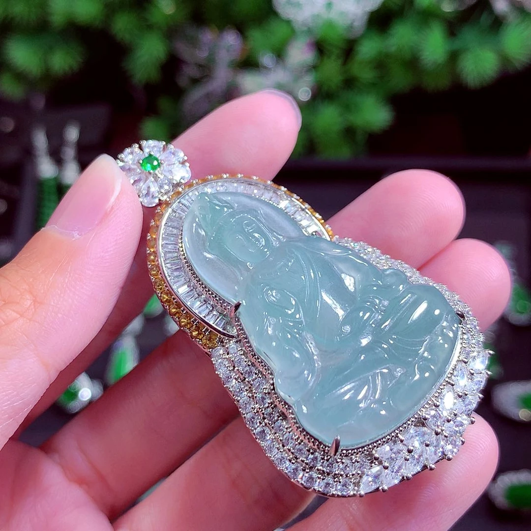 颈饰未镶嵌翡翠天然