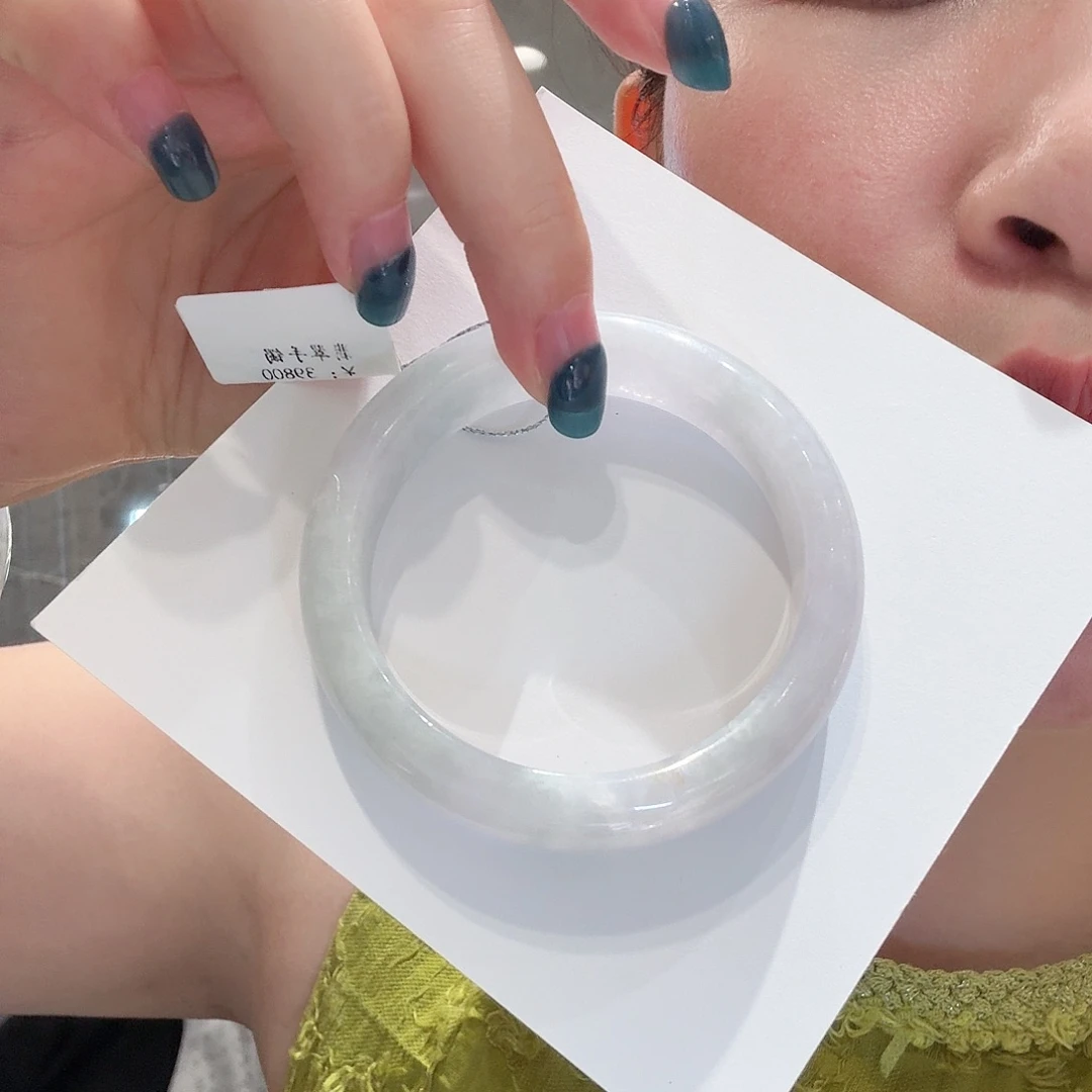 浅***浅翡翠未镶嵌手镯翡翠手镯mq