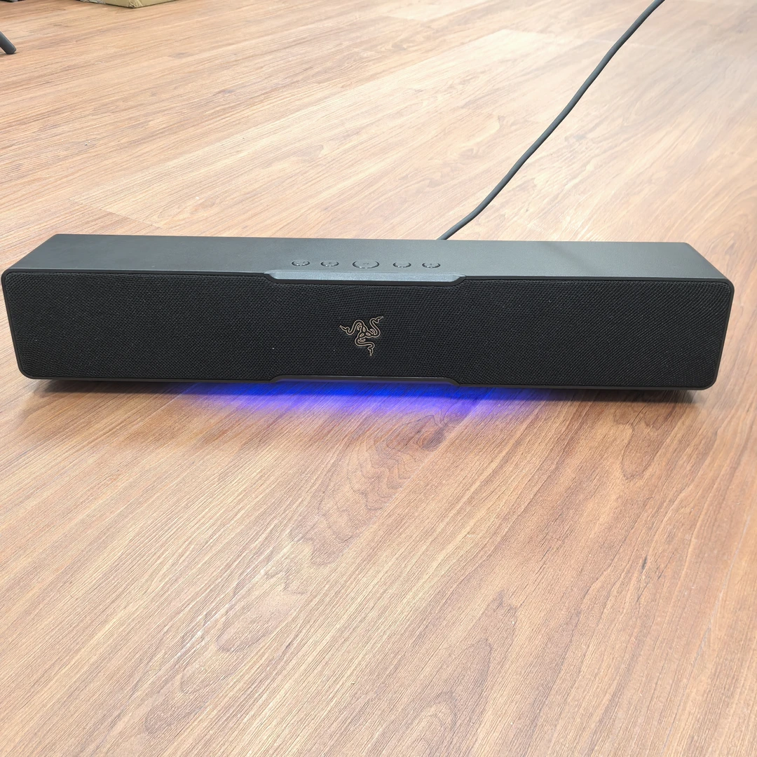 99新 Razer/雷蛇 利维坦巨兽V2X条形蓝牙桌面音箱重低音RGB灯效